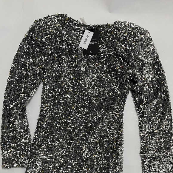 NWT - gorgeous sequin 4th + Reckless silver long sleeve mini dress - size M - Picture 13 of 16